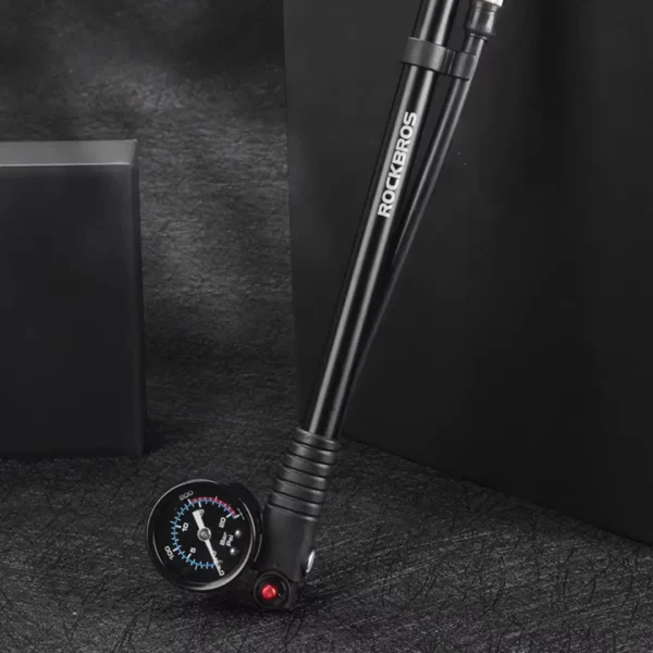 Inflador-portátil-de-300psi-Rockbros.2