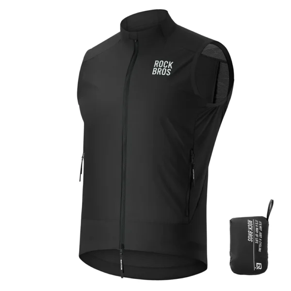 Chaleco cortaviento Rockbros BL3700 negro junto a su bolsa para guardarlo plegado