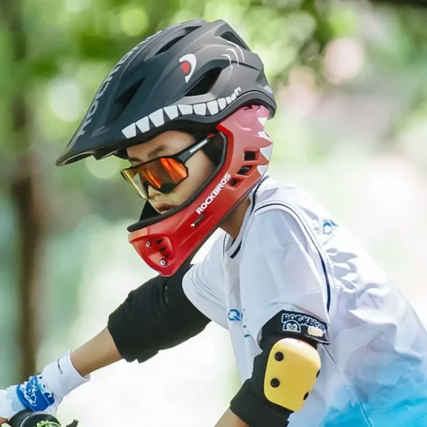 Casco Integral Infantil para Bicicleta Rockbros TT-32005 - Imagen 6