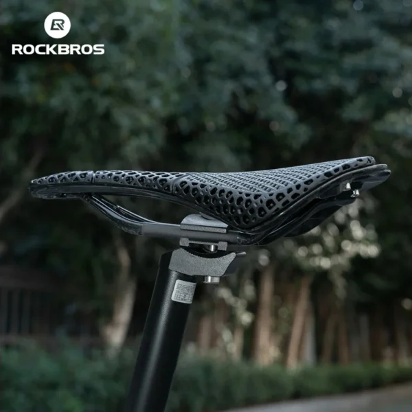 Asiento de carbono Rockbros RB-9001 en la bicicleta